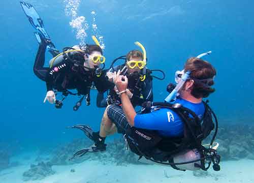 divemaster bali